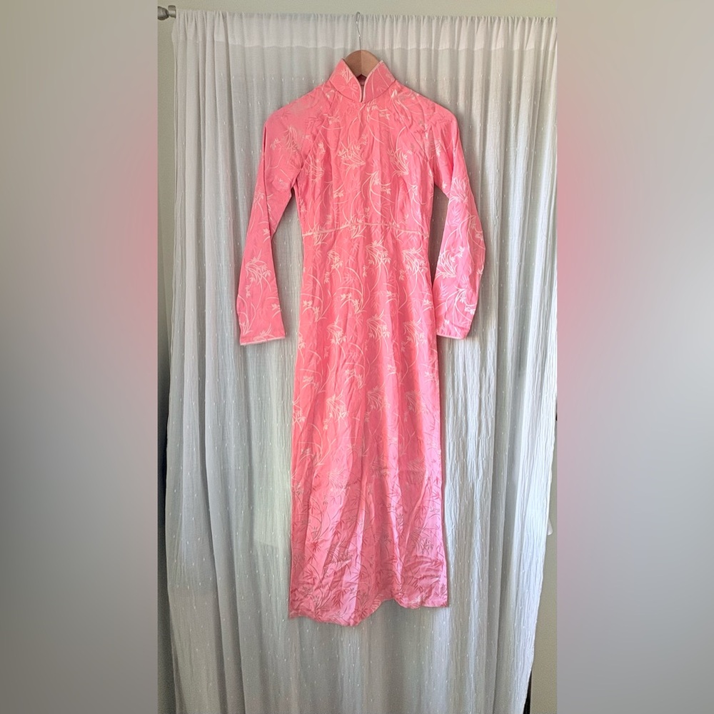 Traditional pink Vietnamese Ao Dai - see measurements - Picture 2 of 8